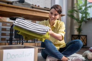 The Benefits of Decluttering Before Hiring Packers and Movers