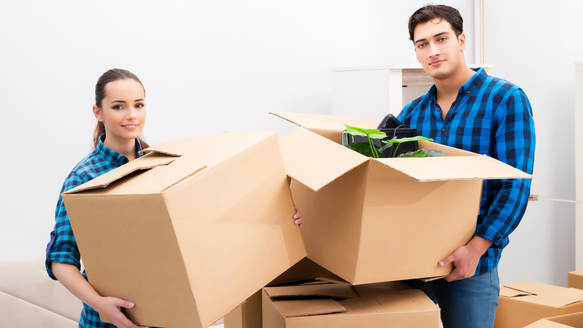 What's the Best Approach to Unpacking and Settling Into a New Home? 