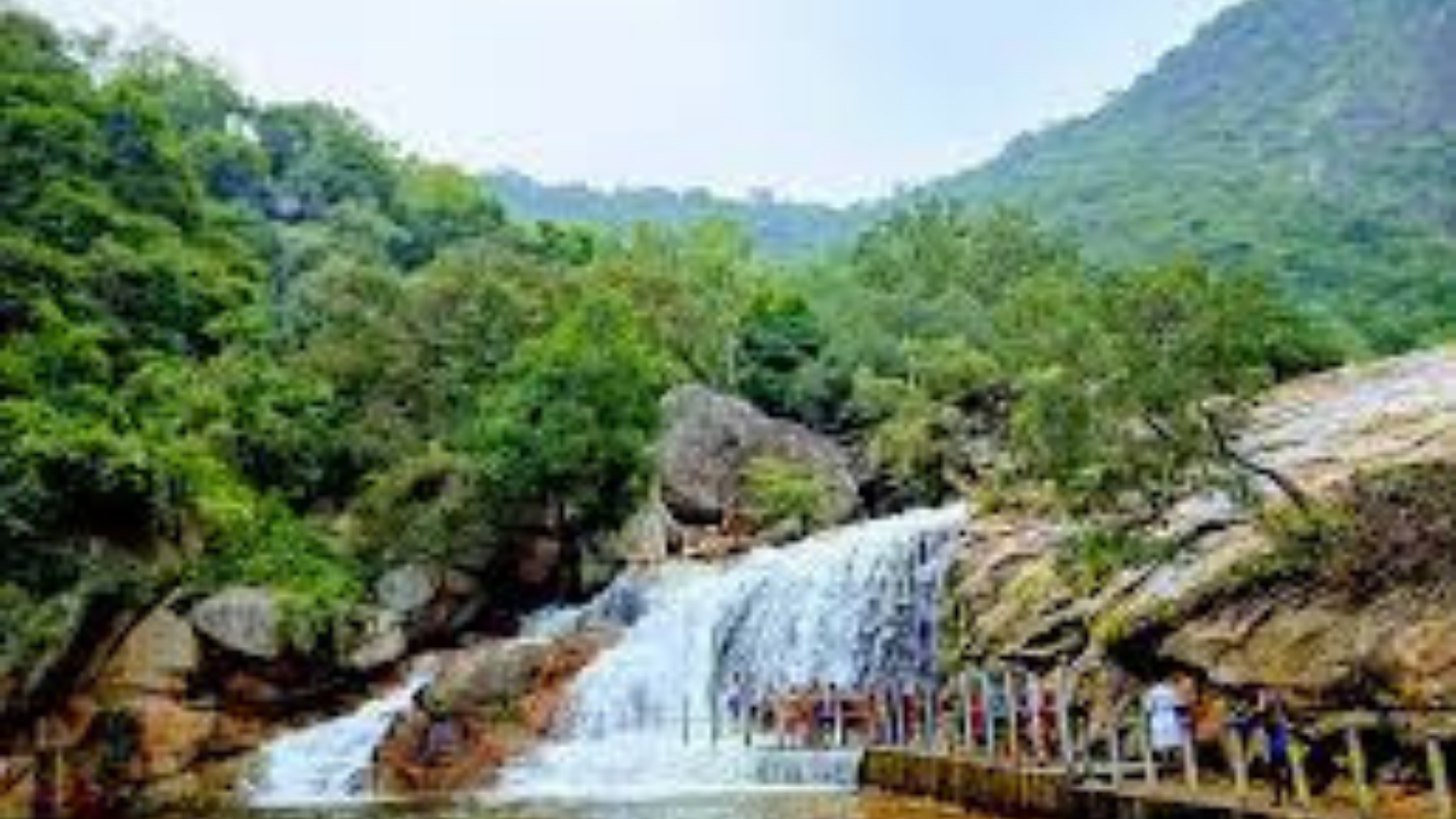 Tirumoorthy Falls